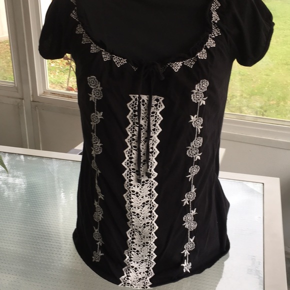 Black and White Cotton Top - Picture 1 of 5